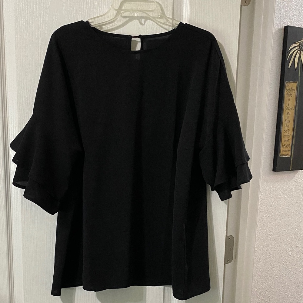 Chic Black Ruffle Sleeve Blouse